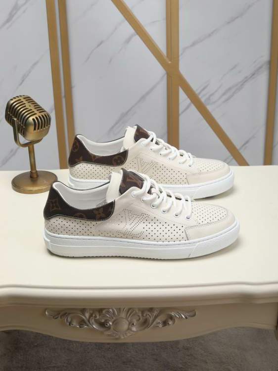 Picture of Louis Vuitton Shoes _SKULVsz38-45mnf013115200